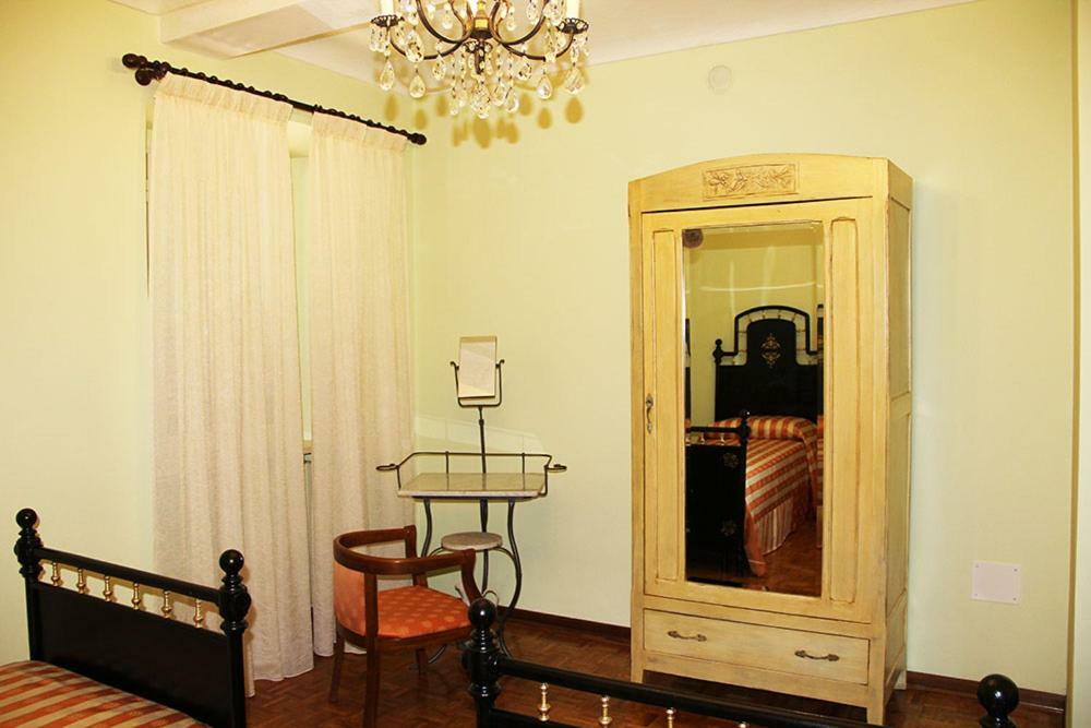 Ca' Dij Sarach Apartment Canelli Exterior foto